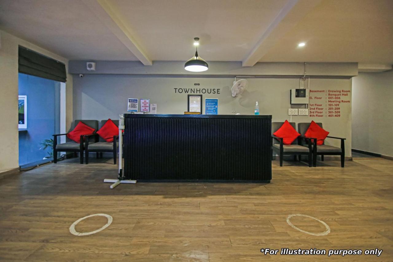 Townhouse Oak Hotel The Sudesh Raipur  Exterior photo