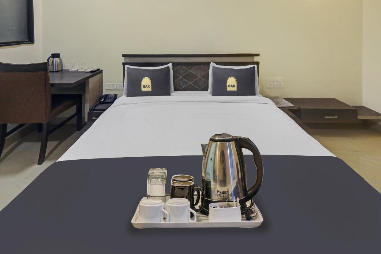 Townhouse Oak Hotel The Sudesh Raipur  Exterior photo