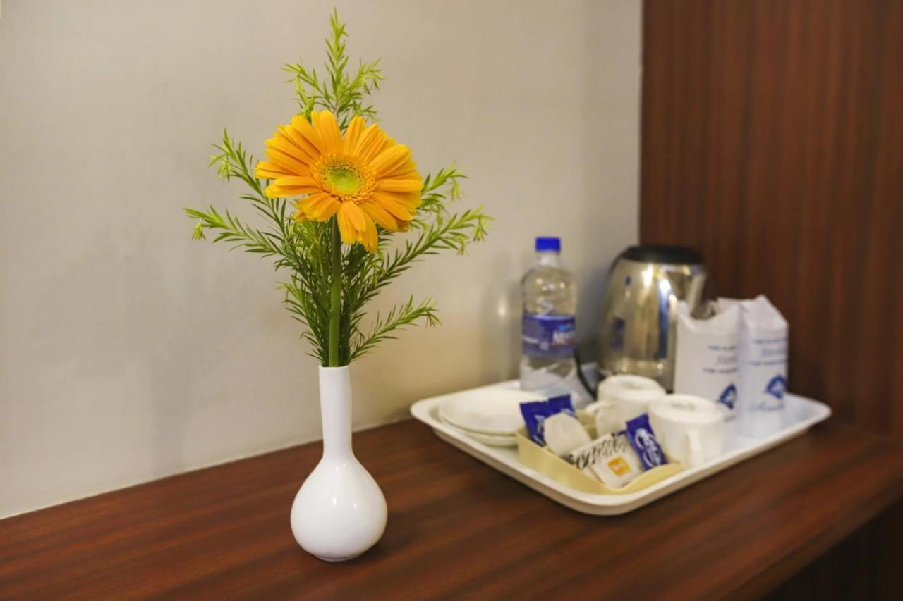 Townhouse Oak Hotel The Sudesh Raipur  Exterior photo