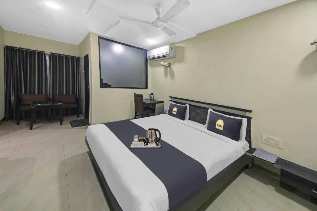 Townhouse Oak Hotel The Sudesh Raipur  Exterior photo
