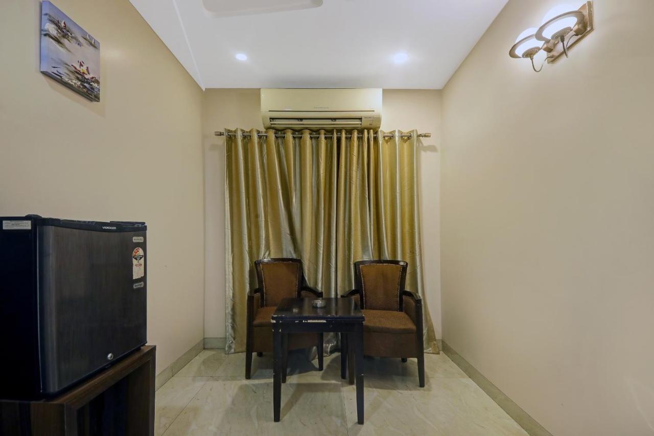 Townhouse Oak Hotel The Sudesh Raipur  Exterior photo